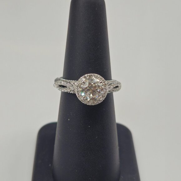 GOLD DIAMOND RING - Picture 1 of 4